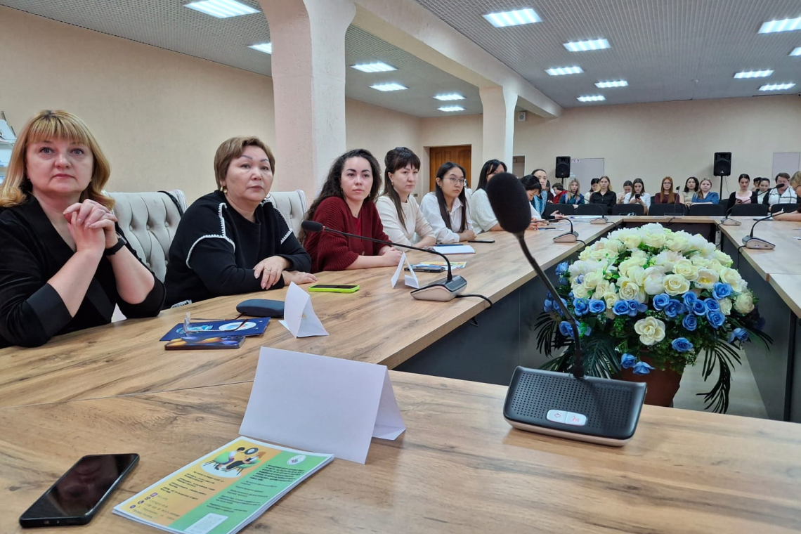  С. Мұқанов атындағы кітапханадағы семинар